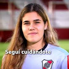 😷 "La 10 es la que mantiene la distancia social y protege a sus amigos y  su familia. Ponete la 🔟 vos también", dice Victoria Costa, flamante  incorporación del Club Atlético River Plate y jugadora de ...