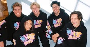 Oct 26, 2020 · in 2019, he became a part of the hype house, with avani gregg, chase hudson and his brother ondreaz. Where Is The New Hype House Located Check Out Their L A Mansion