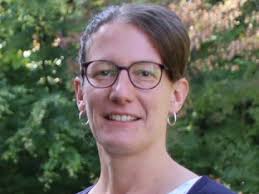 Kreisbäuerin Regina Plöckl informiert Ehrenamtliche