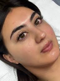 Hi, I'm Janelle! Licensed esthetician/ lash artist 3 years experience I'm  currently looking for models to help build my portfolio and perfect my  technique! I offer custom handmade lash extensions tailored to