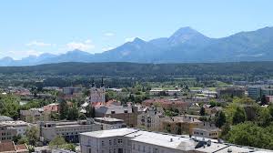 It is an important traffic junction. Villach Karnten Osterreich Kostenloses Foto Auf Pixabay