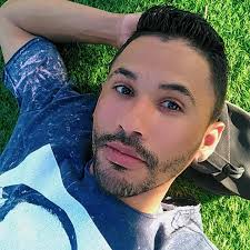 Jhonny Herrera K Nella