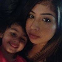 Araceli Enciso's Instagram, Twitter & Facebook