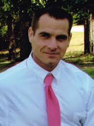 Elton Garrett's Instagram, Twitter & Facebook