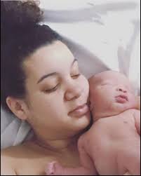 Meet the famous American gay couple with their cute children (Photos)