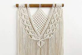 Buy macrame wall hanging and get the best deals at the lowest prices on ebay! 15 Boho Diy Layered Macrame Wall Hanging Tutorials For Beginners Macrame For Beginners