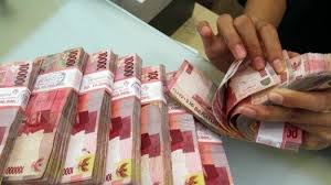 Mimpi nemu duit kertas banyak. Jangan Senang Dulu Ketika Anda Mimpi Mendapatkan Uang Artinya Bisa Jadi Pertanda Sial Percaya Tribun Manado