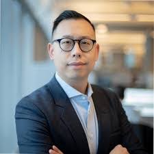 Lisa Botsford's Instagram, Twitter & Facebook