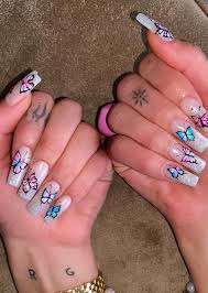 5 out of 5 stars. Dua Lipa Had Butterfly Nail Art For Grammys 2021 Red Carpet Mmirandalaurenn