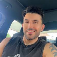 𝐀𝐌𝐈𝐑 𝐀𝐑𝐘𝐀 (@amir1.arya1) • Threads, Say more