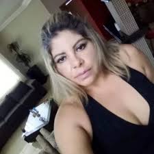 Eu gosto que o Gomez Addams faz apenas o básico: a Mortícia manda e ele  obedece.