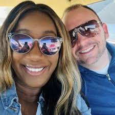 Aprile Belle and Joshua Singleton's Wedding Registry