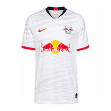 Zu dem rb leipzig trikot 16/17 gehört eine komplett rote hose ebenfalls mit vereinslogo auf dem rechten und. Rb Leipzig Heimtrikot Kinder 2019 2020 Fussball Deals De