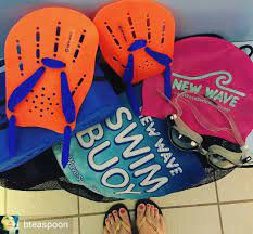Credit To Bteaspoon New Wave Swim Paddles A Lessai Fluide Swimpaddles Newwaveswimbuoy Swimming Training Goodstuff Swimmingg Swimming Buoys Waves