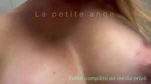 Mym Petite Ange  Blonde Baise Et Vide Les Couille A La Salle De Sport Dans  Les Toilettes Public Porn Video | HotMovs.com