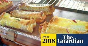 Ini adalah jajanan jadul yang dulu sering banget aku. New Zealand Finance Minister In Pre Budget Food Fight After Opting To Eat Cheese Roll New Zealand The Guardian