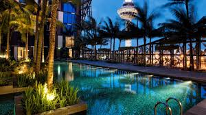 There's a rooftop pool, mesmerizing art, luscious gardens, and even a free movie theater. 3 Best Airport Hotels In Singapore S Changi Airport Escape Com Au