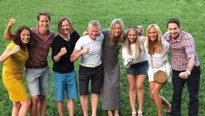 Retired athletes compete for the title of mesterens mester. Mesternes Mester Nrk Disse Skal Delta I Mesternes Mester 2019