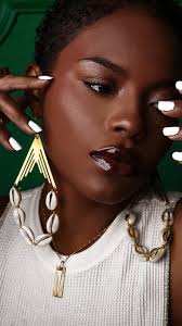 🙌🏾 I handmake jewelry with nature's raw materials ✨️ 🤎