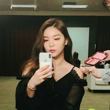 She speaks korean and english. When We Were In Love 180518 Ailee Instagram Update Aileeonline No
