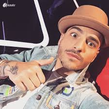 Ver más ideas sobre tatuajes en la mano, disenos de unas, cuchillos y espadas. Maluma Habla De Su Nuevo Tatuaje Y De Su Vida Familiar