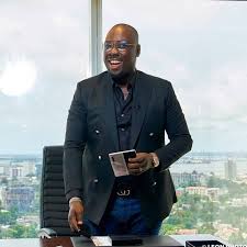 The popular socialite became a topic of discussion after the news of his alleged arrest by operatives of the economic and financial crimes commission hit the internet on monday night, november 1st. M0kb0aaln0qcem