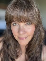 Leighton Bender's Instagram, Twitter & Facebook