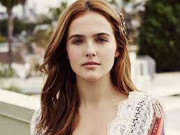 She starred in everybody wants some (2016), before i fall (2017), why him? Zoey Deutch Just Unveiled A New Haircut Courtesy Of The Creator Of The Rachel W Magazine Women S Fashion Celebrity News