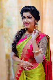 Kanjivaram Silk Indian Bridal Fashion Saree Hairstyles Gorgeous Women