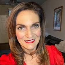 Lori Keel's Instagram, Twitter & Facebook