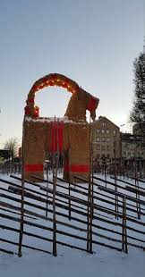 2 den släpptes på dvd 2005. Gavlebocken Ar En Stor Julbock Av Halm Pa En Trastomme Som Sedan 1966 Satts Upp Pa