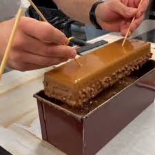 3 847 Mentions J Aime 18 Commentaires Pastry Academy Of Elite Pastry Academy Of Elite Sur Instagram Caramel Chocolate Gateau Miroir Gateau