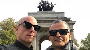 A la hora de musicalizar, la empresa se nutre de la multiculturalidad de  Miami