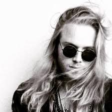 Stream Rollin' by Robert Jon & the Wreck