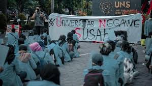 Possible uns meaning as an acronym, abbreviation, shorthand or slang term vary from category to category. Heboh Mahasiswa Uns Gaungkan Universitasnggawesusah Demi Keringanan Ukt