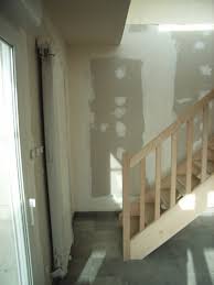 Les escaliers craquent et grincent. Distance Mini Entre Mur Et Pied D Escalier 38 Messages