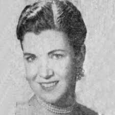 Dottie Dooley's Instagram, Twitter & Facebook