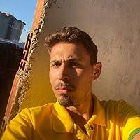 A noite tem mil olhos by Alec Silva