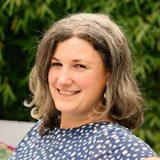 Smita Doshi's Instagram, Twitter & Facebook