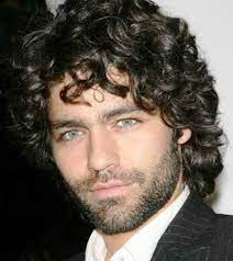 The Charming Medium Length Curly Hairstyle Mens Haircuts 2014 Curly Hair Men Men S Curly Hairstyles Haircuts For Curly Hair