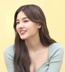 Michelle Kostich's Instagram, Twitter & Facebook