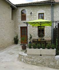 Saint Privat D Allier Location Vacances France Rouge Chambre Et Vacances En France