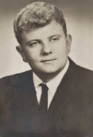 KEARNEY — Edward E. "Eddie" Vanslyke, 45, of Axtell died Tuesday, March 12,  2019, at CHI Health Good Samaritan in Kearney.