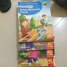 Buku guru tema 2 kelas 4 selalu berhemat energi ini disusun sangat sederhana dan sangat membantu rekan rekan pendidik. Harga Yudistira Buku Tematik Kelas 4 Terbaru Agustus 2021 Biggo Indonesia