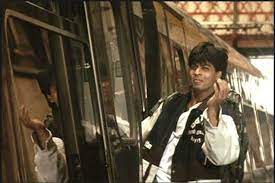 We shot for about three days in apta railway station in mumbai. Shah Rukh Khan Images Photo Gallery Bollywood News Image Vintage Bollywood Khan