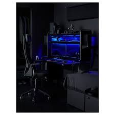 Fredde Schreibtisch Schwarz Ikea Osterreich In 2020 Black Desk Room Setup Flat Screen
