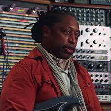 Darryl Jones bassist