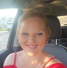 Danielle Cantrell's Instagram, Twitter & Facebook