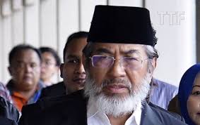 Kenyataan dikeluarkan pejabat musa mengesahkan pemergian mohammed hayssam musa, 34, yang juga adik kepada ahli parlimen sipitang yamani hafez musa. Musa Aman Loses Appeal Sabah Election On As Scheduled The Third Force