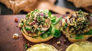 Rezept Auberginen Burger Ndr De Ratgeber Kochen Rezepte Lebensmittel Essen Leckeres Essen